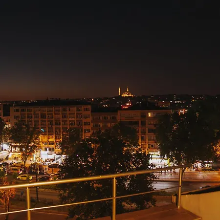 4 Bedroom Flat With Terrace And Hot Tub In Historic * Istanbulská provincie