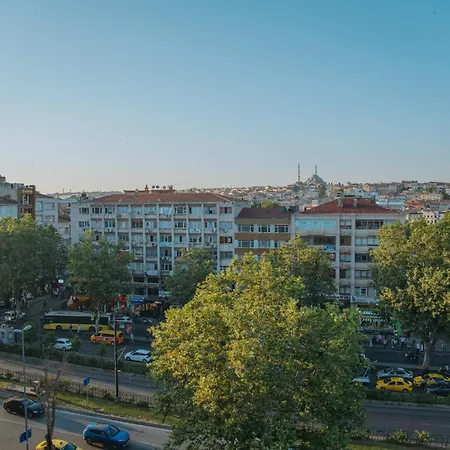 4 Bedroom Flat With Terrace And Hot Tub In Historic Apartmán *